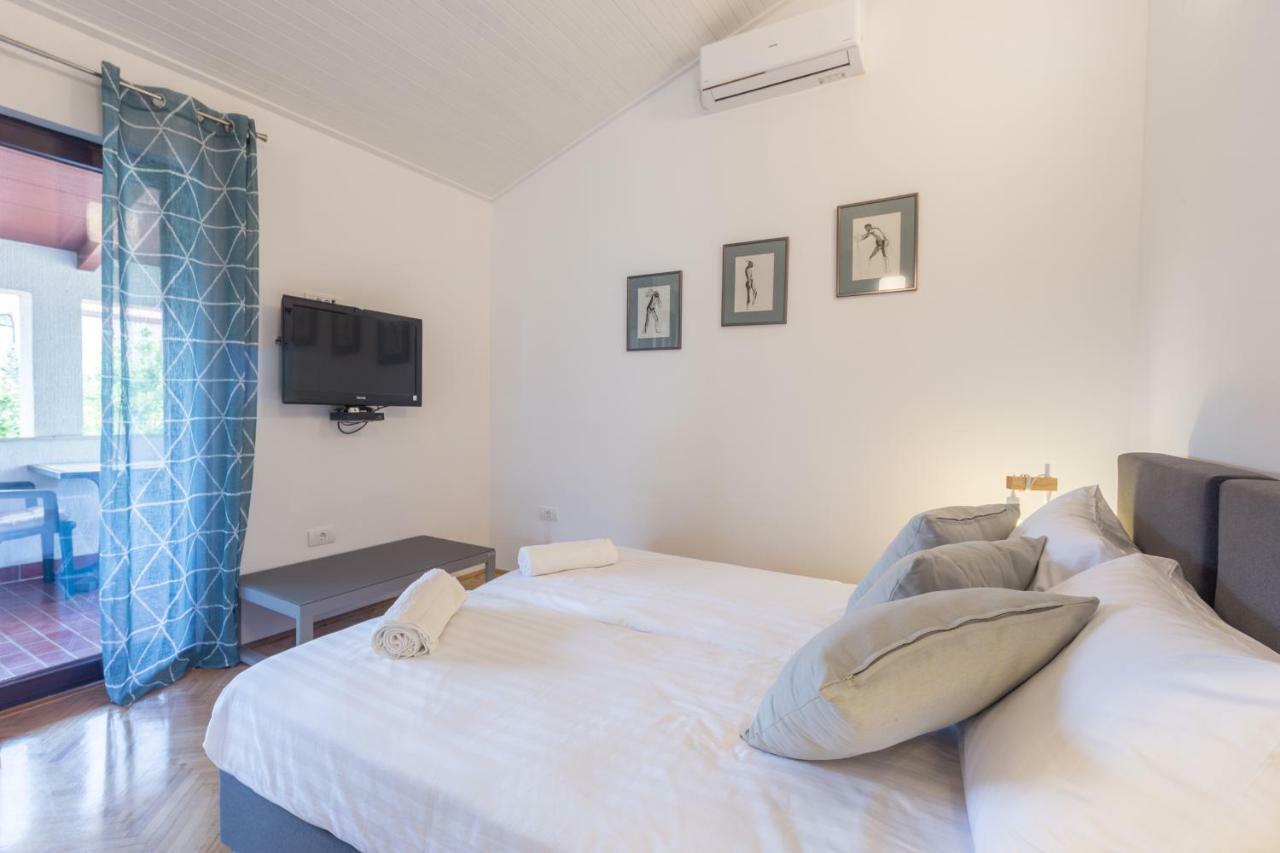 Apartment Lungera Pula Ngoại thất bức ảnh